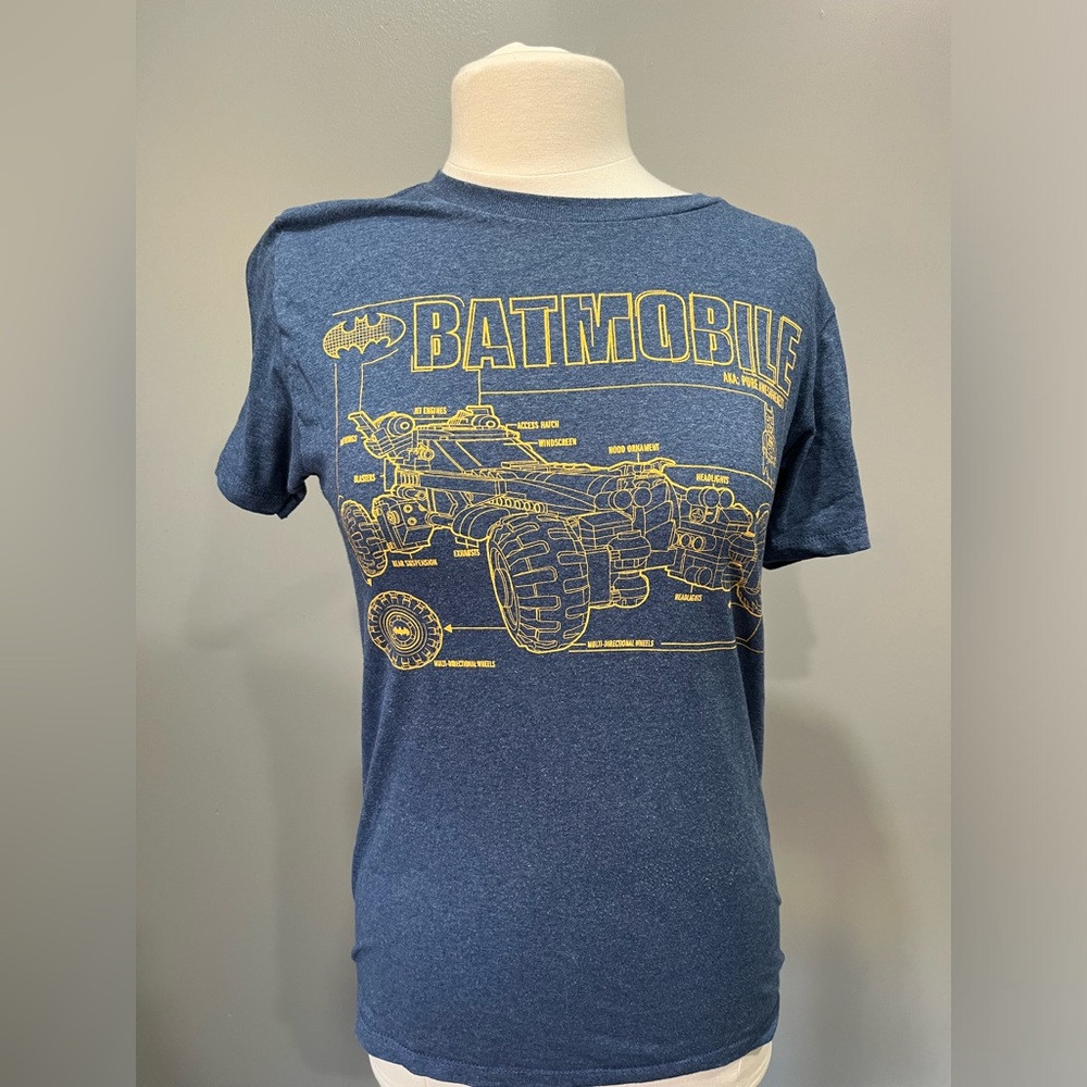 LEGO Batman Batmobile T-Shirt Blue Yellow DC Comics‎